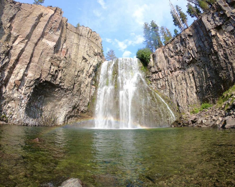 rainbow falls / east california road trip - death valley to lake tahoe